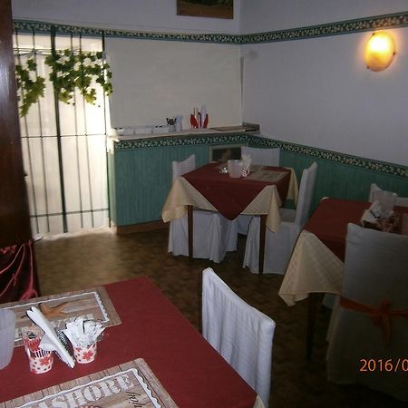 Albergo Il Cantuccio Bolano エクステリア 写真