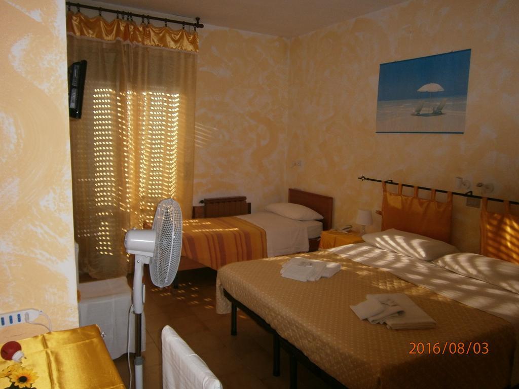 Albergo Il Cantuccio Bolano エクステリア 写真