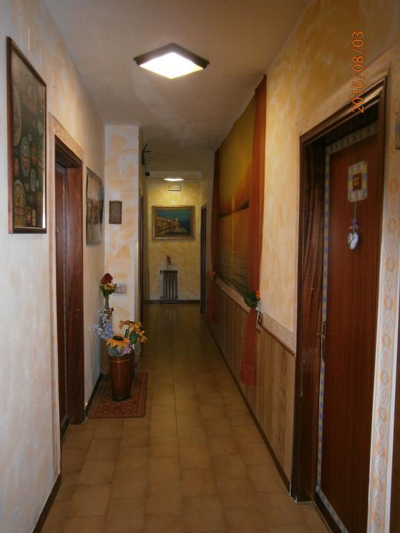Albergo Il Cantuccio Bolano エクステリア 写真