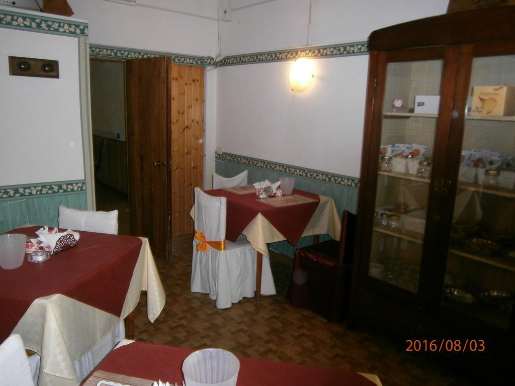 Albergo Il Cantuccio Bolano エクステリア 写真